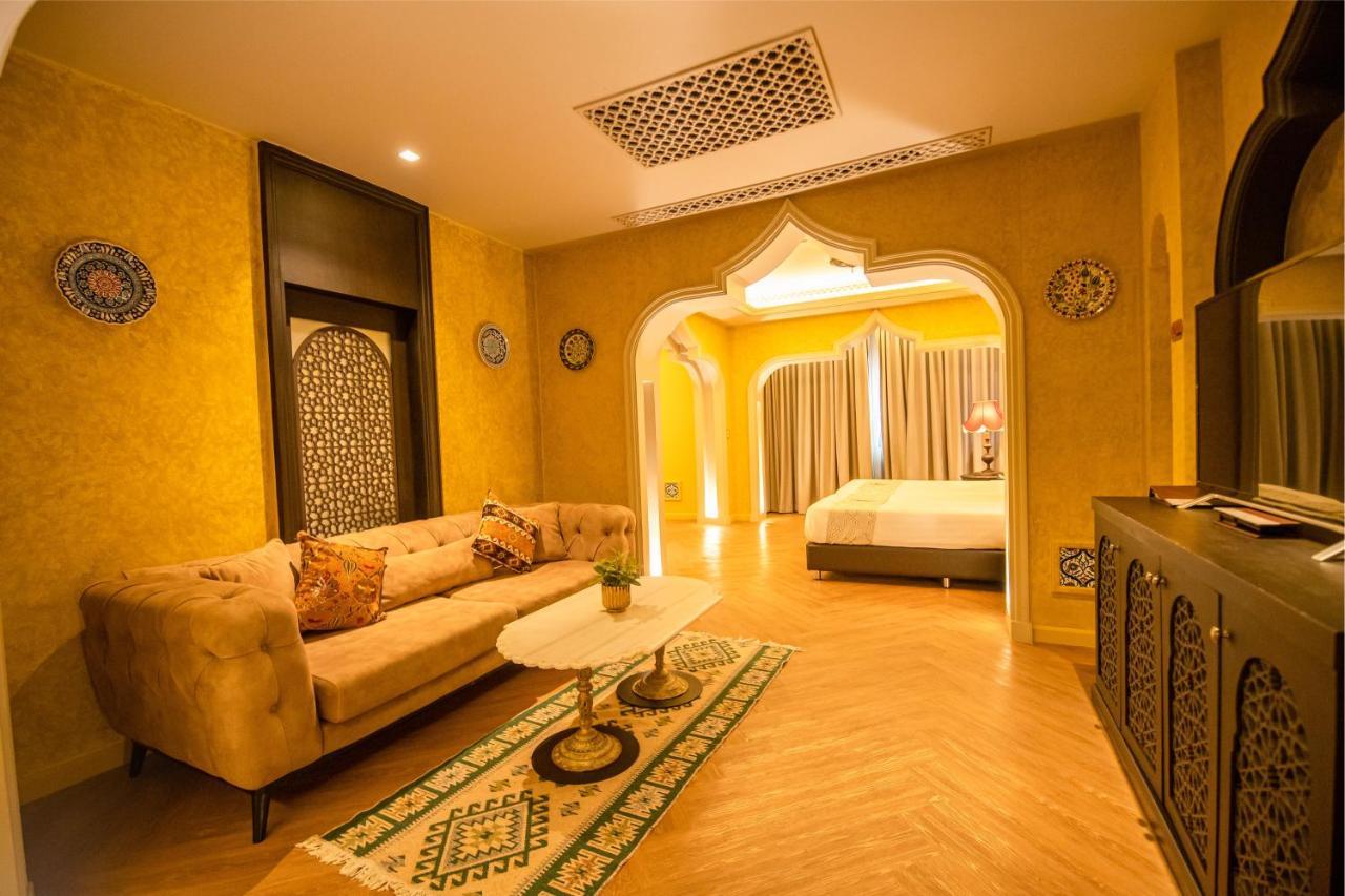 Amman Unique Hotel - SHA Plus Udon Thani Extérieur photo